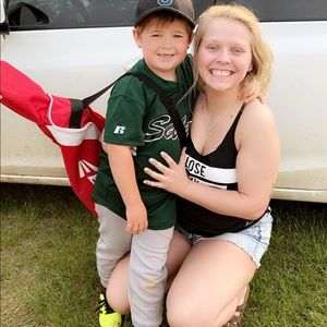 Meet your Posher, Hailey